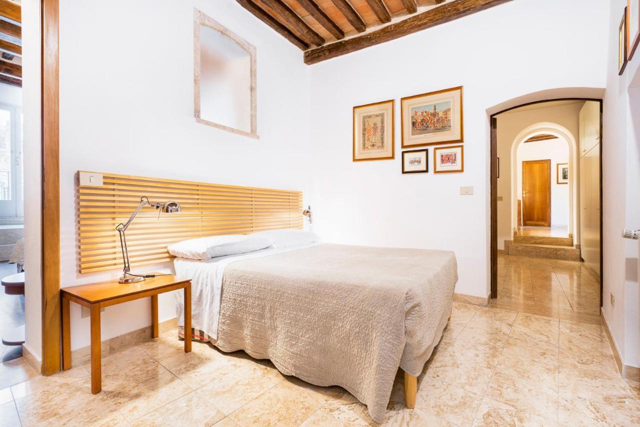 The Balcony Suite - Affaccio Su Piazza Del Campo Сиена Екстериор снимка
