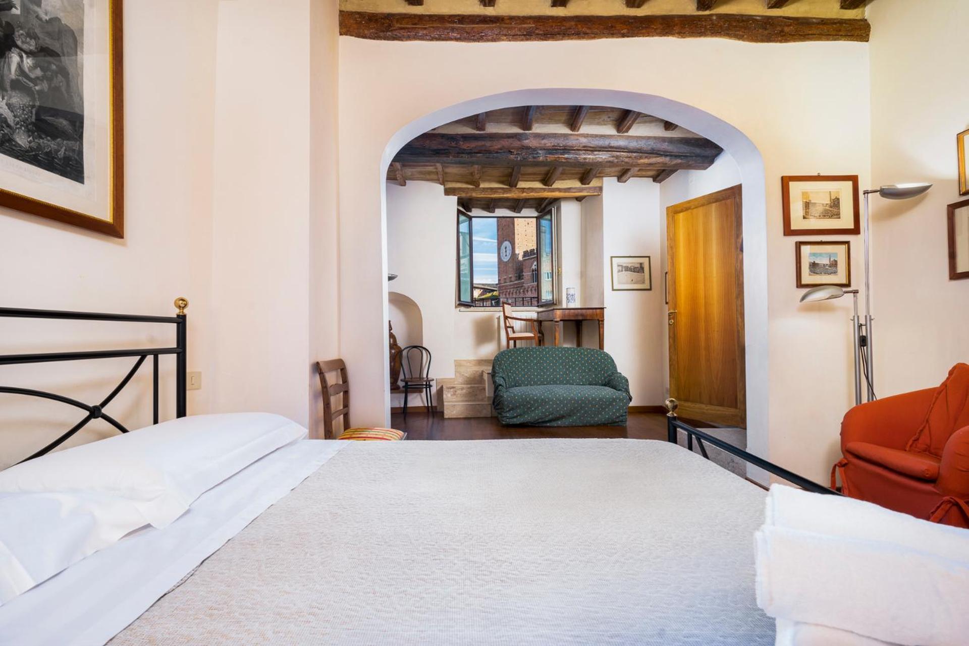 The Balcony Suite - Affaccio Su Piazza Del Campo Сиена Екстериор снимка