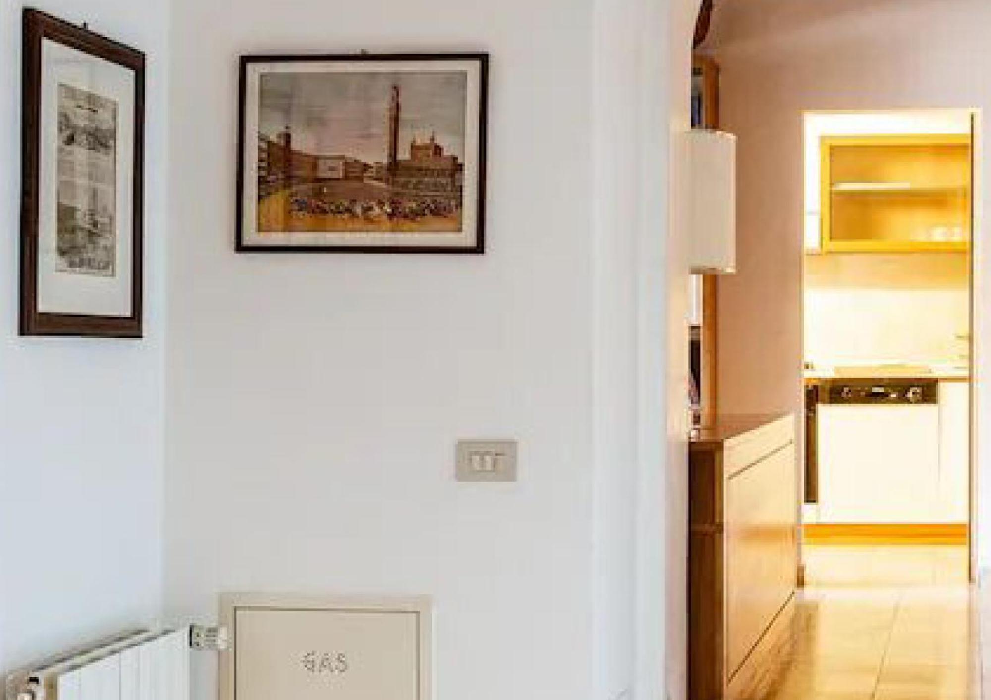 The Balcony Suite - Affaccio Su Piazza Del Campo Сиена Екстериор снимка